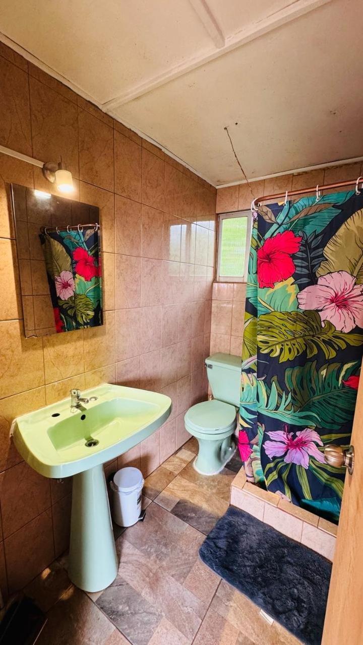 Mata Nui Eco Hostel 앙가로아 외부 사진